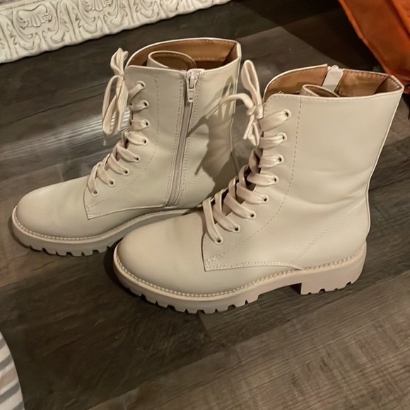 Women’s saylor lace-up combat boots - a new day- cream size 8 - Picture 4 of 5